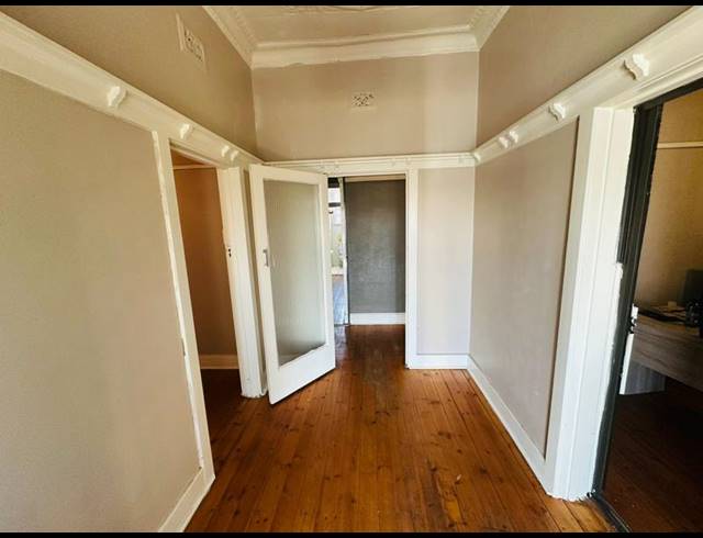 7 BEDROOM HOUSE FOR SALE IN PRIMROSE